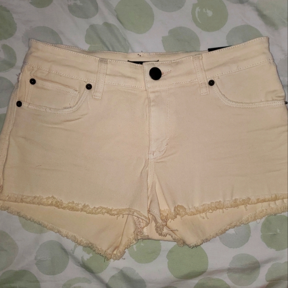 STS Blue Women's Pink/Cream Frayed Hem Shorts, 27